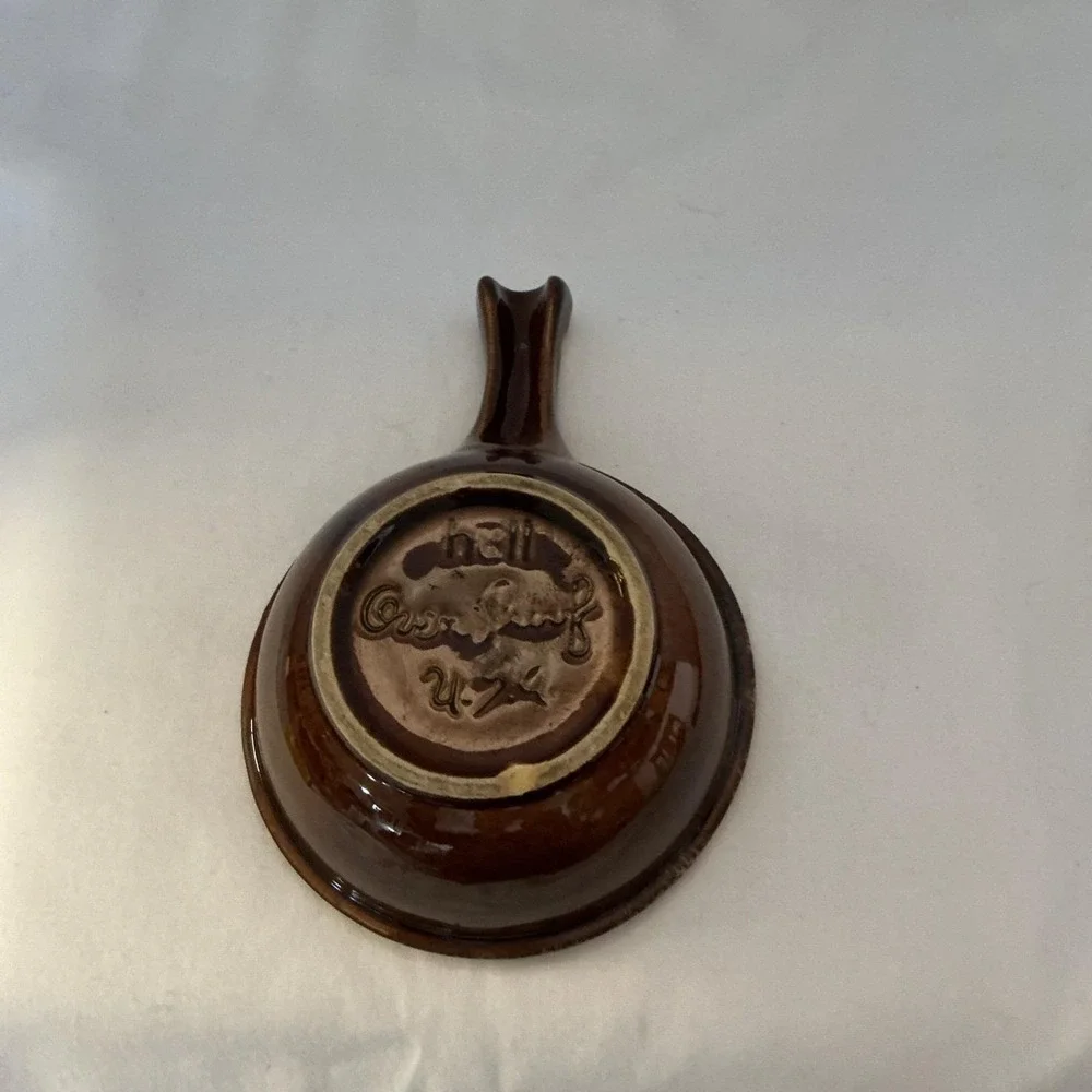 Vtg HULL USA Pottery Brown Drip Glaze Handled CHILI SOUP BOWL   Oven Proof